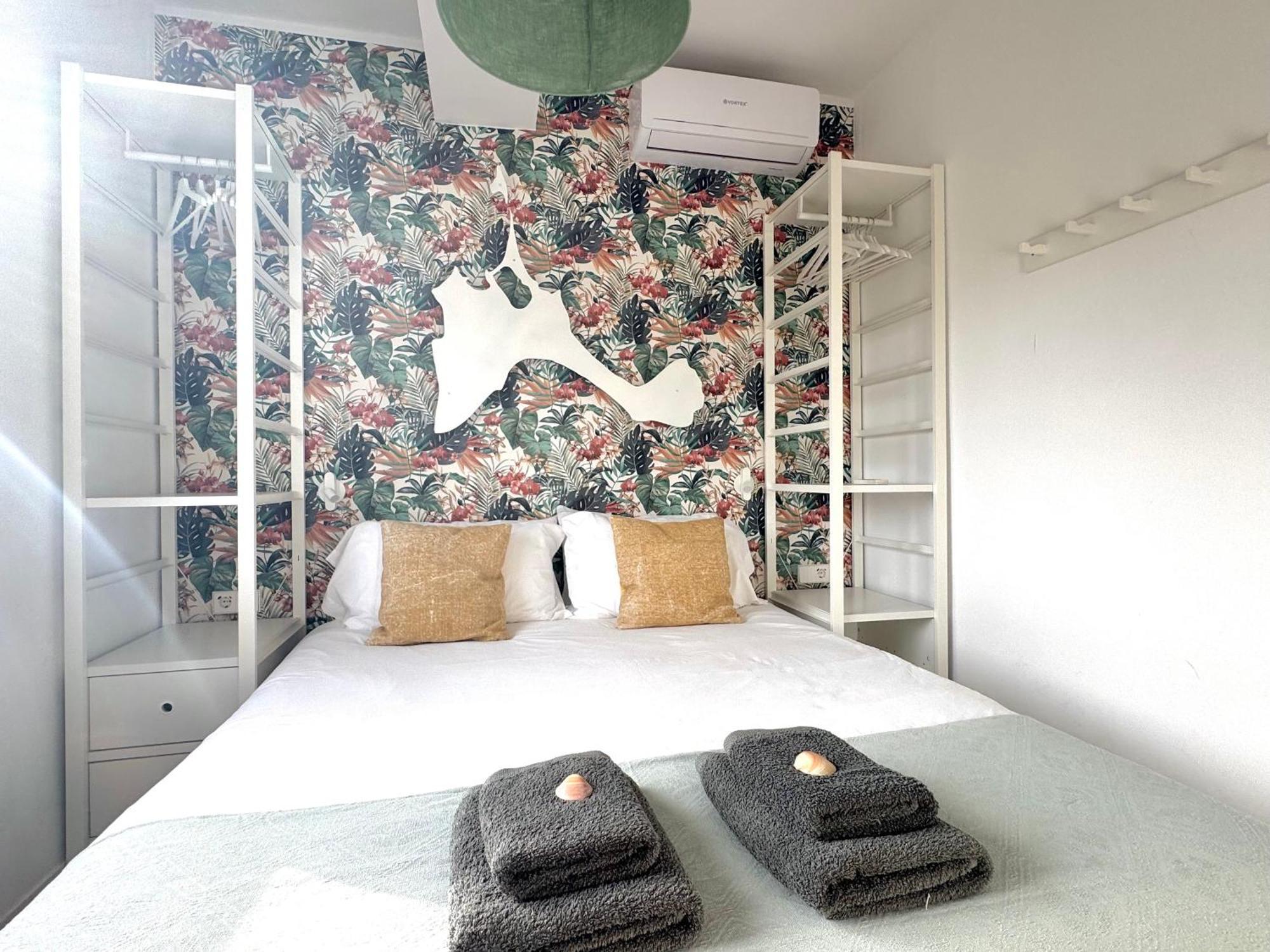 Appartement Nobe Es Pujols Proche Plage, Vue Mer ภายนอก รูปภาพ